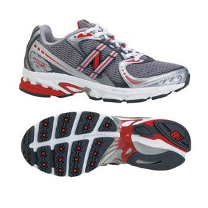 new balance（ニューバランス） PERFORMANCE TRAINING 女性用 D／22.0cm GR（グレー／レッド）