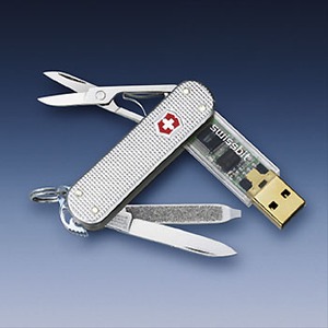 VICTORINOX(�r�N�g���m�b�N�X)�@�X�C�X�������[�`�k�@�Q�f�a