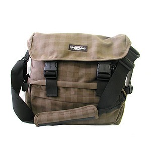 EASTPAKiC[XgpbNj o`qjdqbnqd