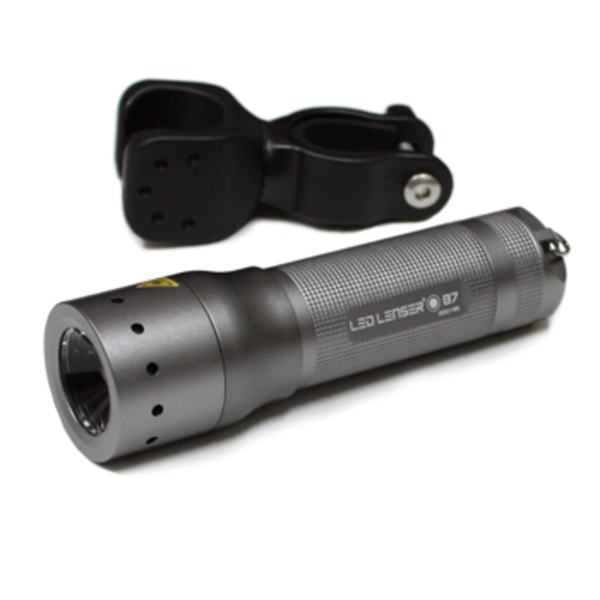 LED LENSER(レッドレンザー) レッドレンザーB7 パイプホルダー付 最大170ルーメン 単四電池式 OPT-8427 ハンディライト