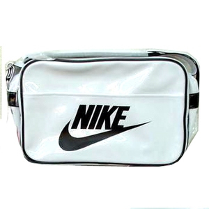 NIKE(iCL) R[|[gX[V_[