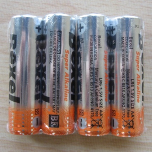 ノーブランド アルカリ乾電池 単三(4個セット) SOB6-4P 電池&ソーラーバッテリー