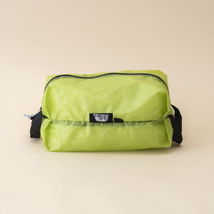 GRANITE GEAR(グラナイトギア) AIR ZIPSACK(エアジップサック) 9L 919(レモンライム) 2210900125