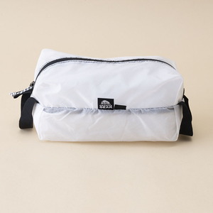 GRANITE GEAR(グラナイトギア) WHITE AIR ZIPSACK(ホワイト エアジップサック) 2210900170 スタッフバッグ