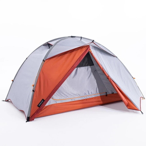 【送料無料】FORCLAZ(フォルクラ) キャンプ・トレッキング・登山用 テント 3シーズン用 自立式ドーム型 TREK 500 2人用 2人用 ライトグレー 2878244-8556122 【送料無料】FORCLAZ(フォルクラ) キャンプ・トレッキング・登山用 テント 3シーズン用 自立式ドーム型 TREK 500 2人用 2人用 ライトグレー 2878244-8556122