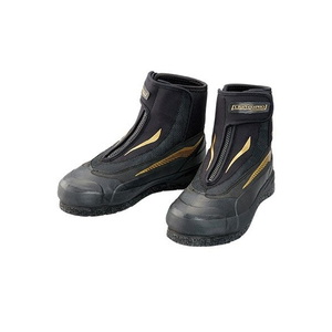 【送料無料】シマノ(SHIMANO) FA-057S リミテッドプロ 中丸シューズ(3Dカットピンフェルト) 27 ブラック 632470 【送料無料】シマノ(SHIMANO) FA-057S リミテッドプロ 中丸シューズ(3Dカットピンフェルト) 27 ブラック 632470
