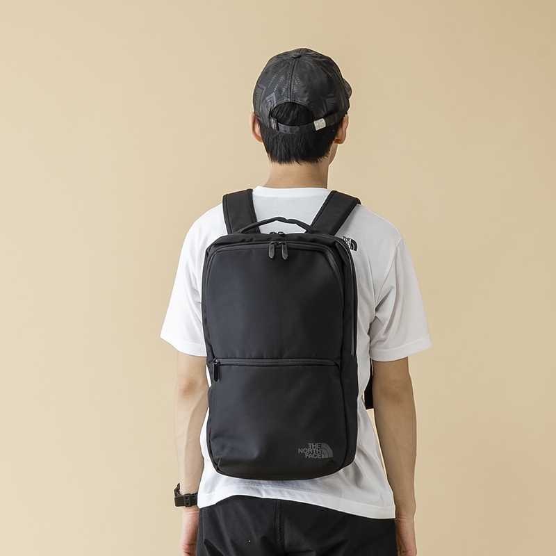 THE NORTH FACE(ザ･ノース･フェイス) SHUTTLE DAYPACK SLIM(シャトル デイパック スリム) NM82215