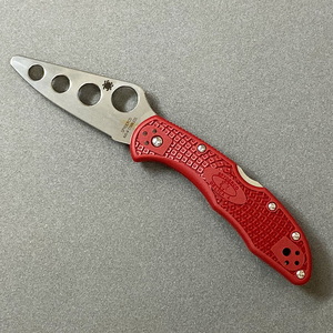 【送料無料】Spyderco(スパイダルコ) デリカ4 トレーナー C11TR