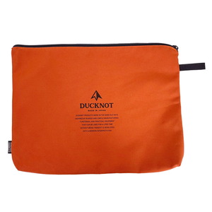 ダックノット(DUCKNOT) B4ジッパーケース オレンジ×ブラックロゴ 722216 ダックノット(DUCKNOT) B4ジッパーケース オレンジ×ブラックロゴ 722216