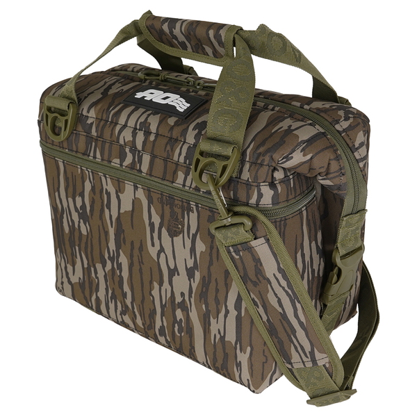 AO Coolers(エーオー クーラーズ) 12パック キャンバス ソフトクーラー AOBL12OL ソフトクーラー10～19リットル