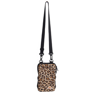 KELTY(ケルティ) MINI PHONE POUCH(ミニ フォン ポーチ) FREE Gold Leopard 3259256323 KELTY(ケルティ) MINI PHONE POUCH(ミニ フォン ポーチ) FREE Gold Leopard 3259256323