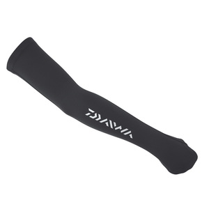 ダイワ(Daiwa) DA-8224 BUG BLOCKER 手甲付きアームカバー M チャコール 08394585 ダイワ(Daiwa) DA-8224 BUG BLOCKER 手甲付きアームカバー M チャコール 08394585