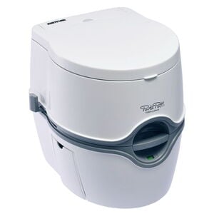 【送料無料】INNO(イノー) ポルタポッティ エクセレンス 電動ポンプ 電動ポンプ式のポータブル水洗トイレ PPE002 【送料無料】INNO(イノー) ポルタポッティ エクセレンス 電動ポンプ 電動ポンプ式のポータブル水洗トイレ PPE002