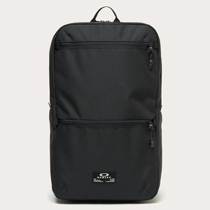 【送料無料】OAKLEY(オークリー) ESSENTIAL LT DAYPACK M 8.0 FW 23L BLACKOUT FOS901827 【送料無料】OAKLEY(オークリー) ESSENTIAL LT DAYPACK M 8.0 FW 23L BLACKOUT FOS901827