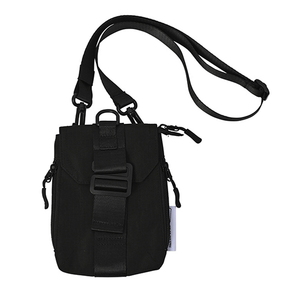 キウ（KiU） TRAVEL SMART PASS POCHETTE K467