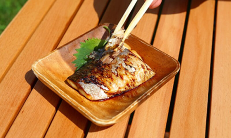 「薫る 燻製醤油」「薫る 燻製塩」