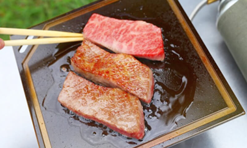 「薫る 燻製醤油」「薫る 燻製塩」