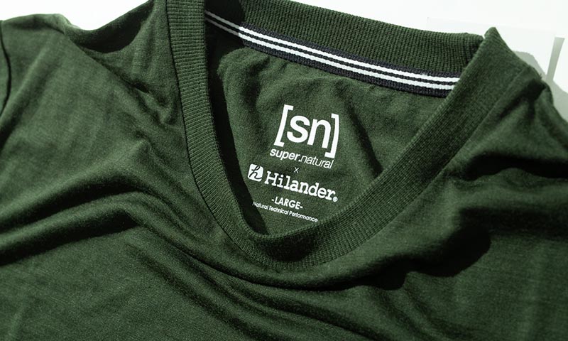 ダークグリーン