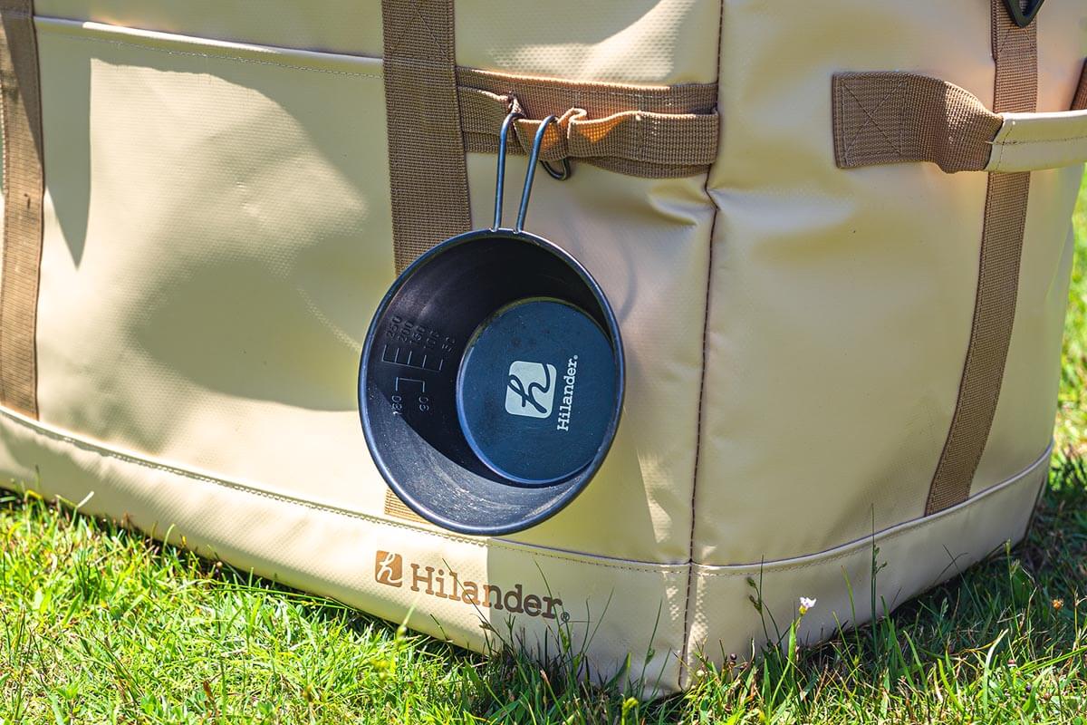 新たな仕様としてカラビナ用ループが追加