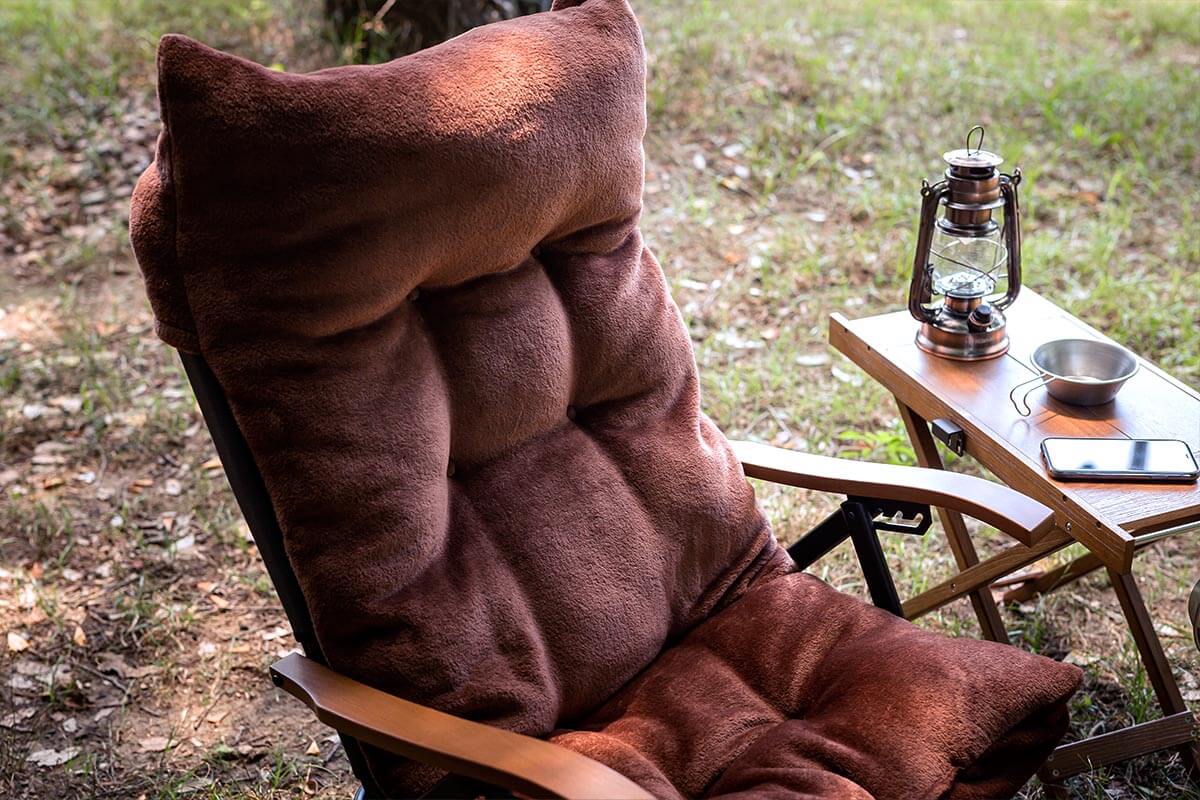 とにかくふかふか。ワンランク上のロースタイルキャンプを