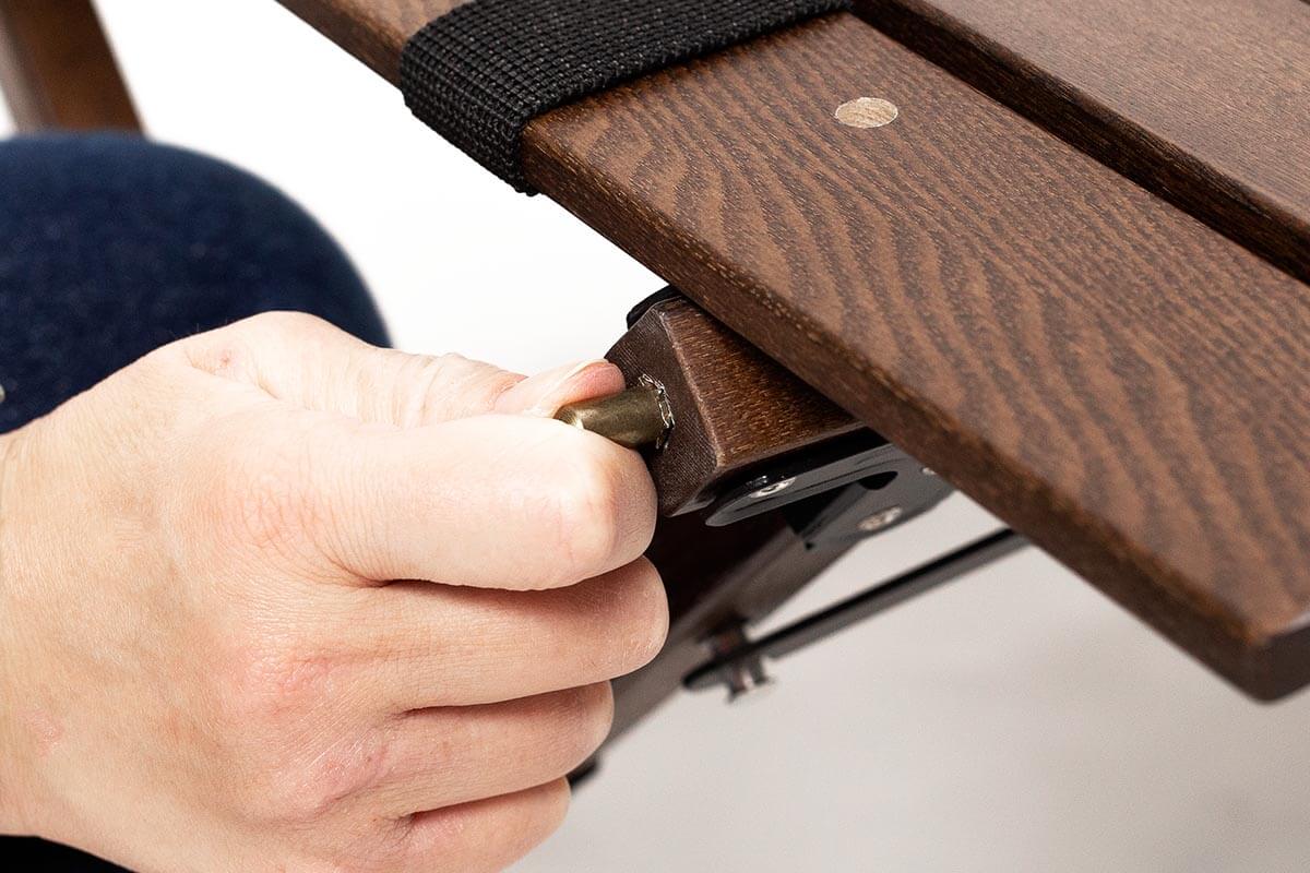 天板を固定するダボにつきまして