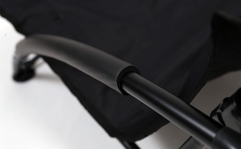 ロースタイル イージーチェア BLK