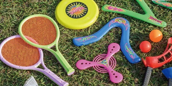 その他、フリスビーや水遊びアイテムなどもあります